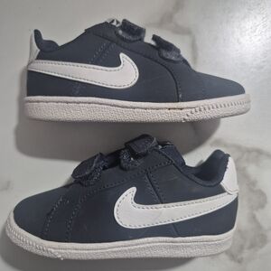 Nike Kids Sneakers - Dark Blue and White